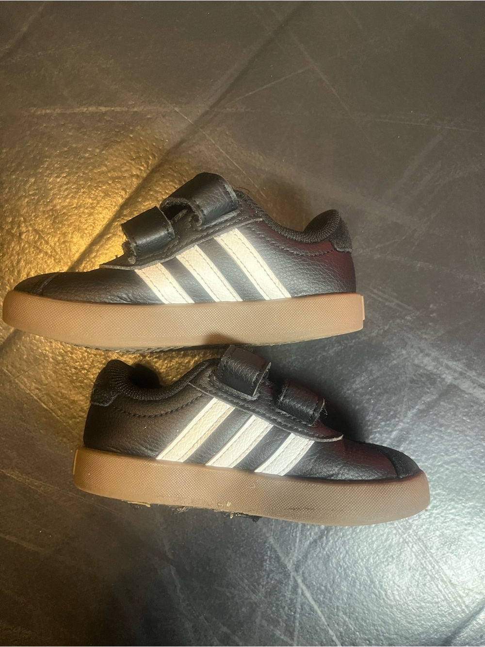 adidas Kids Black Sneakers with White Stripes size 7K